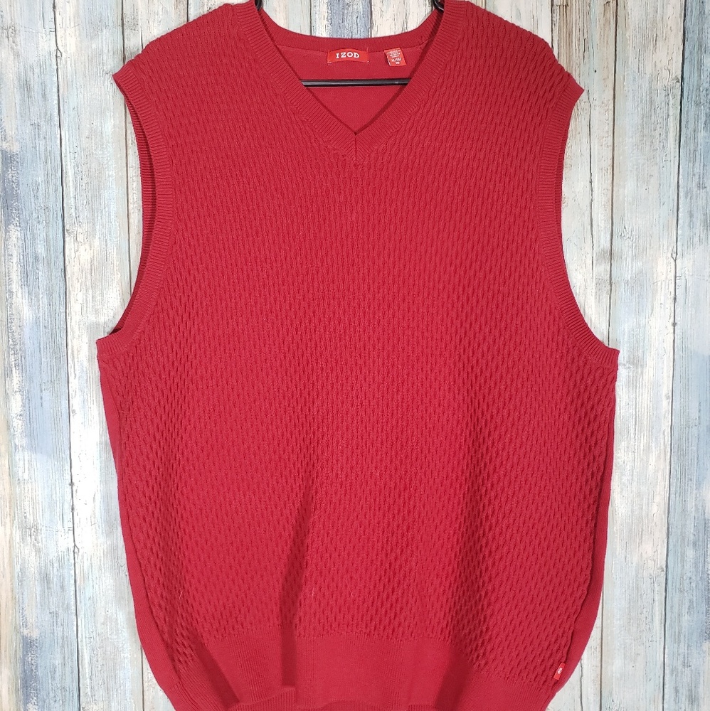 Men's IZOD sweater vest